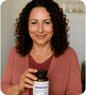 Person with KetoEssence product